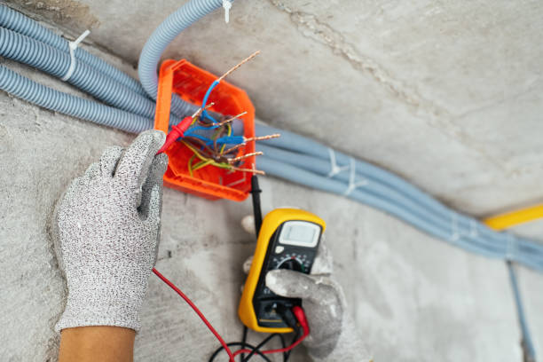 Best Electrical Contractors for Businesses  in Highland, IL